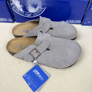 Article populaire : Sandales de plage plates rétro Birkentocks en cuir de luxe et liège avec double boucle, semelle intérieure en EVA souple, caractéristiques de sabots Birkentocks - Product Image 6