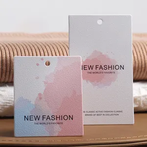 Impresión personalizada Rosa precio premium colgar etiquetas collar 3D nuevo con etiquetas ropa