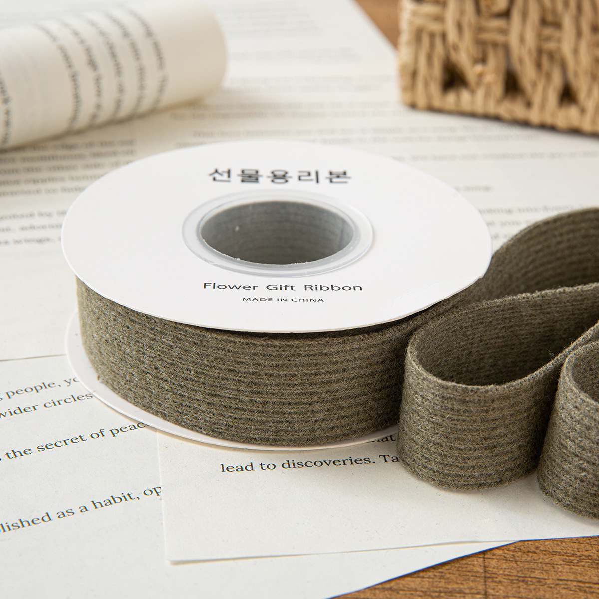 2.5cm green woolen knitted ribbon, 1 yard (25 yards/roll)