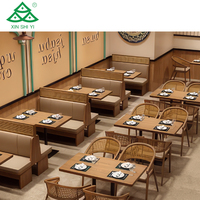 Ensemble de salle à manger personnalisable pour restaurant/hôtel/villa chaise en rotin et pied de table en bois massif supporté par l'OEM