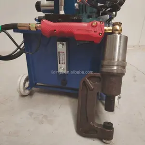 Hydraulic Revet Machine Angle Steel Flange Handheld Gun Metal Riveting Machine For Air Duct