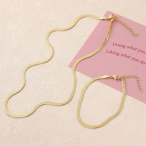 Set di braccialetti di collana in oro semplice con catena piatta in oro e rame di moda Set di gioielli con catena in osso di serpente popolare - Product Image 3