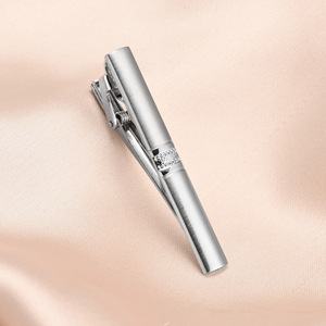 Clips de cravate pour hommes <span class=keywords><strong>KERONG</strong></span>, finition brossée élégante (motif nœuds en cuivre plaqué or) TIECLIP0722, accessoire essentiel pour costumes - Product Image 6