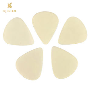 Plettri per Chitarra Fluorescenti 0.46/0.71/0.96, Plettri in Celluloide che si Illuminano al Buio per Chitarre Acustiche, Classiche ed Elettriche - Product Image 4