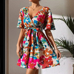Abito Elegante da <span class=keywords><strong>Donna</strong></span> con Stampa Floreale e Cintura, Nuova Collezione Estate 2026 - Product Image 4