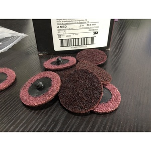 Disques à changement rapide Scotch Brite 3M 05527, non tissés, SC-DR A/O, moyen, <span class=keywords><strong>TR</strong></span> <span class=keywords><strong>2</strong></span> POUCES, nettoyage, polissage, oxyde d'aluminium personnalisé - Product Image 5
