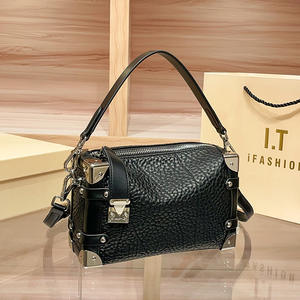 Designer Fluffy Fur Genuine Lamb's Fluffy Soft Casual <b>Satchel</b> <b>Women's</b> Handbag Zipper Custom Logo Autumn Winter Simple Brand Bags - Product Image 5