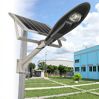 Réverbère solaire de contrôle de charge de panneau de lampe extérieure super lumineux de 50000 lumens 5000 w 5000 watts avec capteur de mouvement