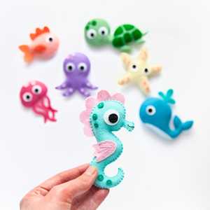 ชุดเย็บตุ๊กตาสัตว์ทะเลวาฬ งานฝีมือศิลปะผ้าสักหลาด DIY สร้างสรรค์ ชุดเย็บปักถักร้อยสำหรับเด็ก ต้อนรับปีใหม่ - Product Image 5