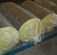 Isolation de rouleaux de feutre de laine de verre d'isolation avec densité moyenne de fibre 10-48kg/m3 laine de verre de couverture