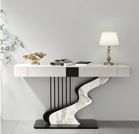 Armoire décorative de luxe moderne pour salon plaque de roche porche lampe de table art mural simple Foyer demi-cercle fin métal durable