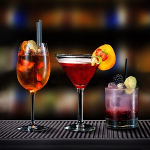 Alfombrilla de barra de goma suave, alfombrilla de barra de logotipo de diseño personalizado de marca de PVC, alfombrillas de cerveza de barra de Pvc personalizadas profesionales - Product Image 2