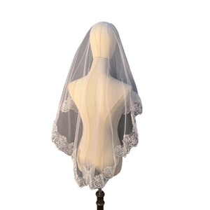 <span class=keywords><strong>Voile</strong></span> de mariée vintage court type mantilla avec dentelle appliquée effet cils, <span class=keywords><strong>voile</strong></span> monocouche - Product Image 1