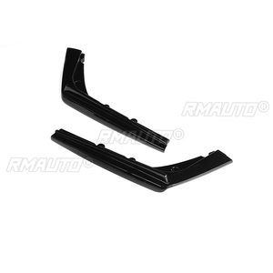 กันชนหลังรถยนต์ 2 ชิ้น สำหรับ BMW F80 M3 F82 M4 ปี 2015-2020 ดิฟฟิวเซอร์ สปอยเลอร์ ลิป สปลิตเตอร์ ป้องกันรอยขีดข่วน สีดำเงา - Product Image 4
