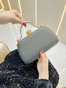 Bolsos de mano con pedrerí<span class=keywords><strong>a</strong></span> 2026 para mujer, bolsos de hombro con cadena, bolsos de cristal brillantes, bolsos de mano con asa dorada, bolsos bandolera con cuentas - Product Image 4