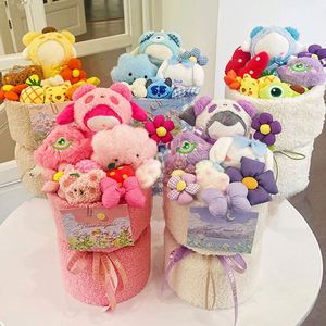 Bouquet de fleurs en peluche, cadeau de la Saint-Valentin, poupée de dessin animé Kuromi, bouquet de fleurs en peluche de dessin animé fraise - Product Image 5