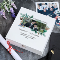 Boîte cadeau rigide blanche personnalisée avec photo, motif floral aquarelle, fermoir métallique, boîtes à souvenirs pour diplôme de remise des diplômes, emballage souvenir