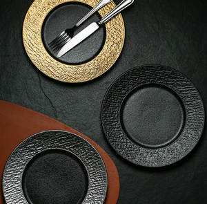 Plato de cerámica con borde dorado y textura martillada, plato de porcelana de lujo para servir en restaurantes, hoteles, catering, sushi, bistec, venta al por mayor. - Product Image 4