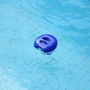 Distributeur de produits chimiques flottant bleu pour piscine avec thermomètre, flotteur pour comprimés de chlore, support ABS pour piscines, spas et bains à remous - Product Image 6
