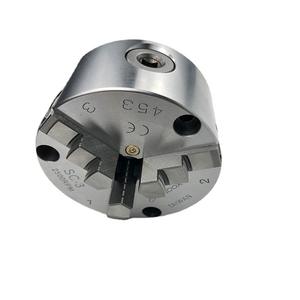 Mandrin manuel auto-centrant à trois mâchoires pneumatique CHANDOX SC-4 de Taïwan offre un serrage réglable et une précision d'auto-verrouillage - Product Image 4