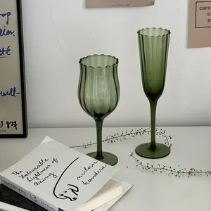 골동품 녹색 꽃 잔 홈 빈티지 컬러 레드 와인 잔 꽃 입 샴페인 플루트