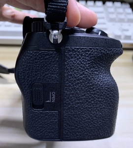 Best Selling Used DSLR Cameras A7M4 Video <b>Camera</b> Original CMOS Sensor Cheap <b>Camera</b> with SD Card for A7M4 - Product Image 4