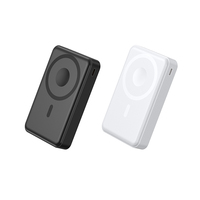 Banque d'alimentation sans fil magnétique multifonctionnelle avec logo personnalisé PD20W 10000mAh avec support intégré et câbles doubles