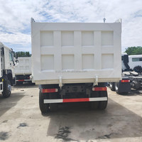 Camion benne d'occasion HOWO 7 6*4 blanc 371HP 10 pneus pour l'exploitation minière, la construction et le transport