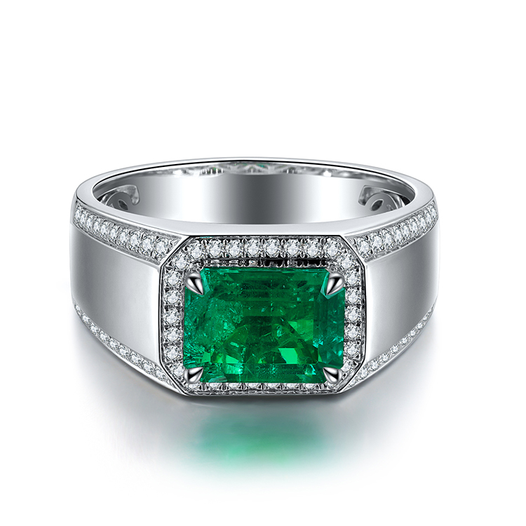 Lab Emerald