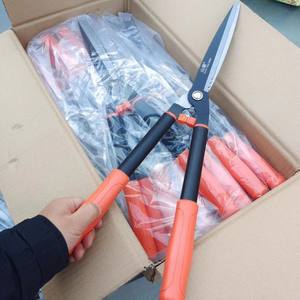 Sécateur de jardin manuel Mountain Wisteria, lame en alliage d'aluminium 45-60 cm, manche en plastique orange - Product Image 1