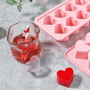 Vendita calda 10 cavità 3D a forma di cuore in Silicone stampo per ghiaccio antiaderente vassoio per la cottura di cioccolato caramelle stampi whisky bevande - Product Image 4