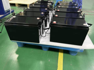 Batería LiFePO4 Ligera de 12V/24V 100Ah, 1/<span class=keywords><strong>3</strong></span> de Peso, Protección IP65, 6000 Ciclos para Uso en RV, Embarcaciones y Motores de Arrastre - Product Image 3