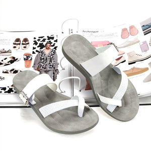 Ultima donna sandali comfaotable disegni di moda al di fuori morbida pantofola estiva <span class=keywords><strong>scarpe</strong></span> casual da spiaggia all'aperto per le donne - Product Image 3