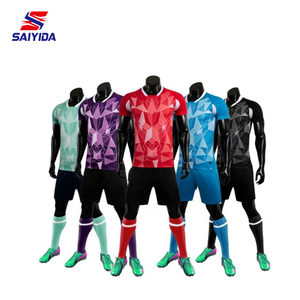 可定制的足球t恤和全套足球套装美式足球运动服，中国供应商提供OEM服务 - Product Image 1