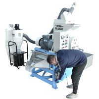 Machine de recyclage de fil de câble automatique SHINHO petite meuleuse de broyeur de fil avec granulateur de cuivre aluminium traité neuf et usagé