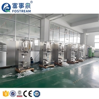 Guangdong Auto Complete Machine de remplissage d'eau en sachet pour petites productions de 250ml, 330ml, 500ml