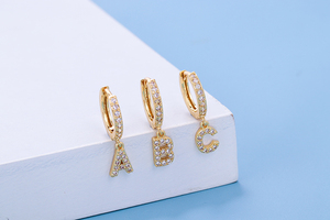 Boucles <span class=keywords><strong>d</strong></span>'oreilles alphabet pour femmes, bijoux en laiton, plaqué or, boucles <span class=keywords><strong>d</strong></span>'oreilles - Product Image 3