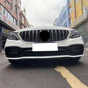 Kit de carrocería modificada para <span class=keywords><strong>Mercedes</strong></span> <span class=keywords><strong>Benz</strong></span> W205, parachoques estilo AMG con rejilla, modificado a <span class=keywords><strong>2019</strong></span> C63 - Product Image 4