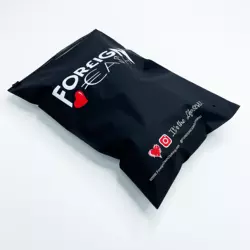 Bolsas de plástico resellables con cierre zip, negras mate, de 20x28 cm, con logo personalizado, para ropa de marca. - Product Image 3