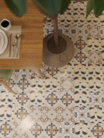 Carreau de céramique vintage avec motif fleuri Carrelage de sol en céramique marbrée finition mate Carrelage de sol en gros style rustique