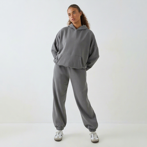 Conjunto de Sudadera con Capucha Oversize y Pantalones Jogger Gris Carbón para Mujer, Chándal Casual de Dos Piezas, Sudadera de Forro Polar Suave - Product Image 1