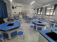 Meubles de laboratoire scolaire hexagonaux, bureau de laboratoire, design moderne, salle de classe informatique, atelier scolaire, mobilier de formation, salles de laboratoire