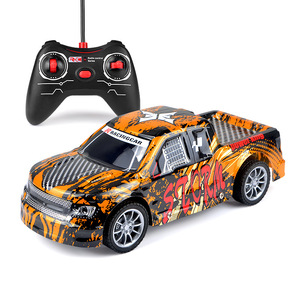 Voiture de course RC 4x4 haute vitesse avec éclairage LED, échelle 1:24, personnalisable en gros, pour enfants et garçons, cadeau télécommandé pour experts en drift - Product Image 3