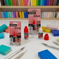 Colle super forte transparente au cyanoacrylate personnalisée pour une adhérence puissante sur le plastique, le bois, le cuir - Utilisation écologique pour le travail du bois et l'emballage