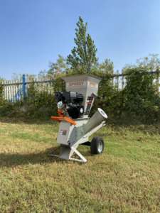 SPY9 15hp Essence Powered Wood Chipper Superfast Self-Feeding Shredder avec <span class=keywords><strong>moteur</strong></span> et composants du noyau de roulement - Product Image 6