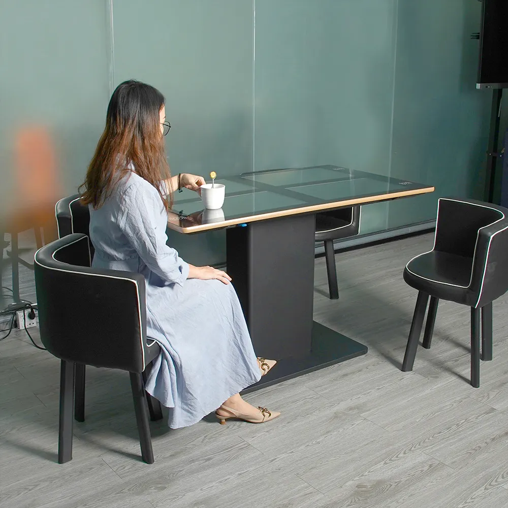ויטראז 4 מסכים שולחן קפה אינטראקטיבי חכם טאץ שולחן משחק חכם עם שולחנות מסך מגע חכם