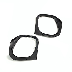 Biseles de luces traseras Mercedes-Benz Smart 4538850422 ABS de clip para modelos de cuatro puertas - Product Image 1