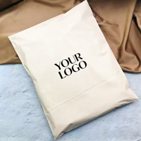 Enveloppes en polyéthylène personnalisées écologiques, pochettes d'expédition recyclables pour les détaillants de mode en ligne