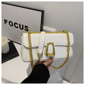 Sacs à main de luxe unisexes <span class=keywords><strong>Looen</strong></span>, capacité 2-2,9 L, vente en gros, sacs à bandoulière en PU avec fermeture éclair et chaîne - Product Image 4
