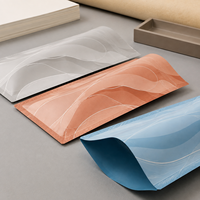 Sacs opaques imprimés sur mesure, pochettes à trois soudures latérales pour cadeaux mystères de vente au détail, impression de logo abstrait moderne